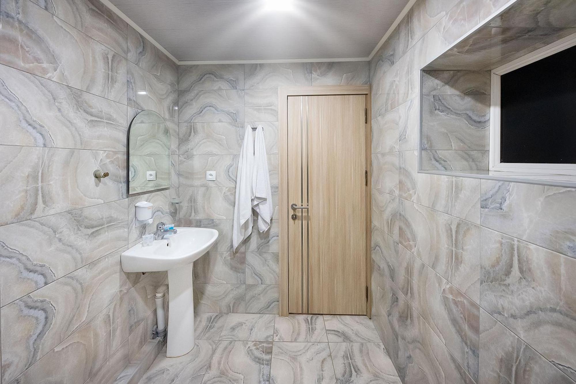 Apart Hotel Georgia Gold Τυφλίδα Εξωτερικό φωτογραφία